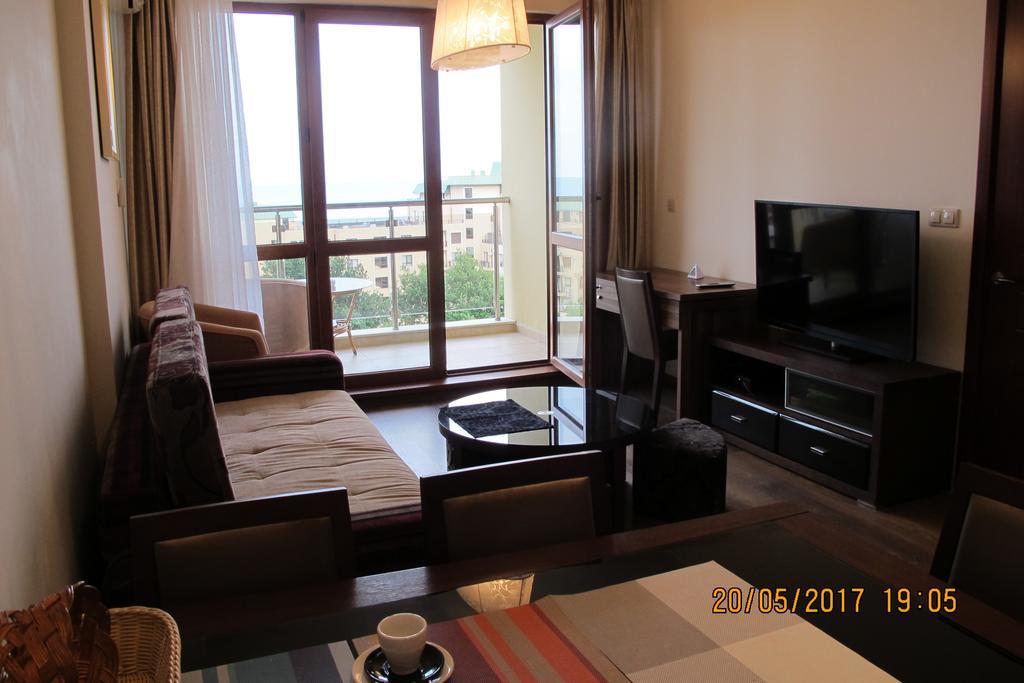 3- Room Apartment In Golden Line Златни пясъци Екстериор снимка
