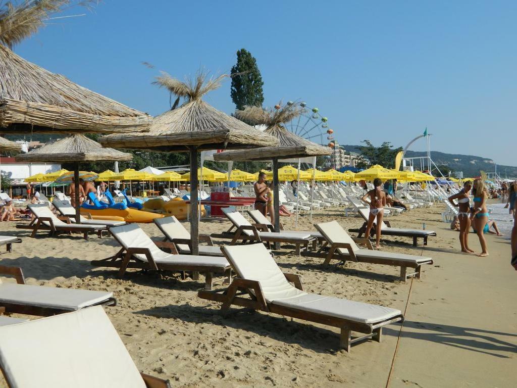 3- Room Apartment In Golden Line Златни пясъци Екстериор снимка